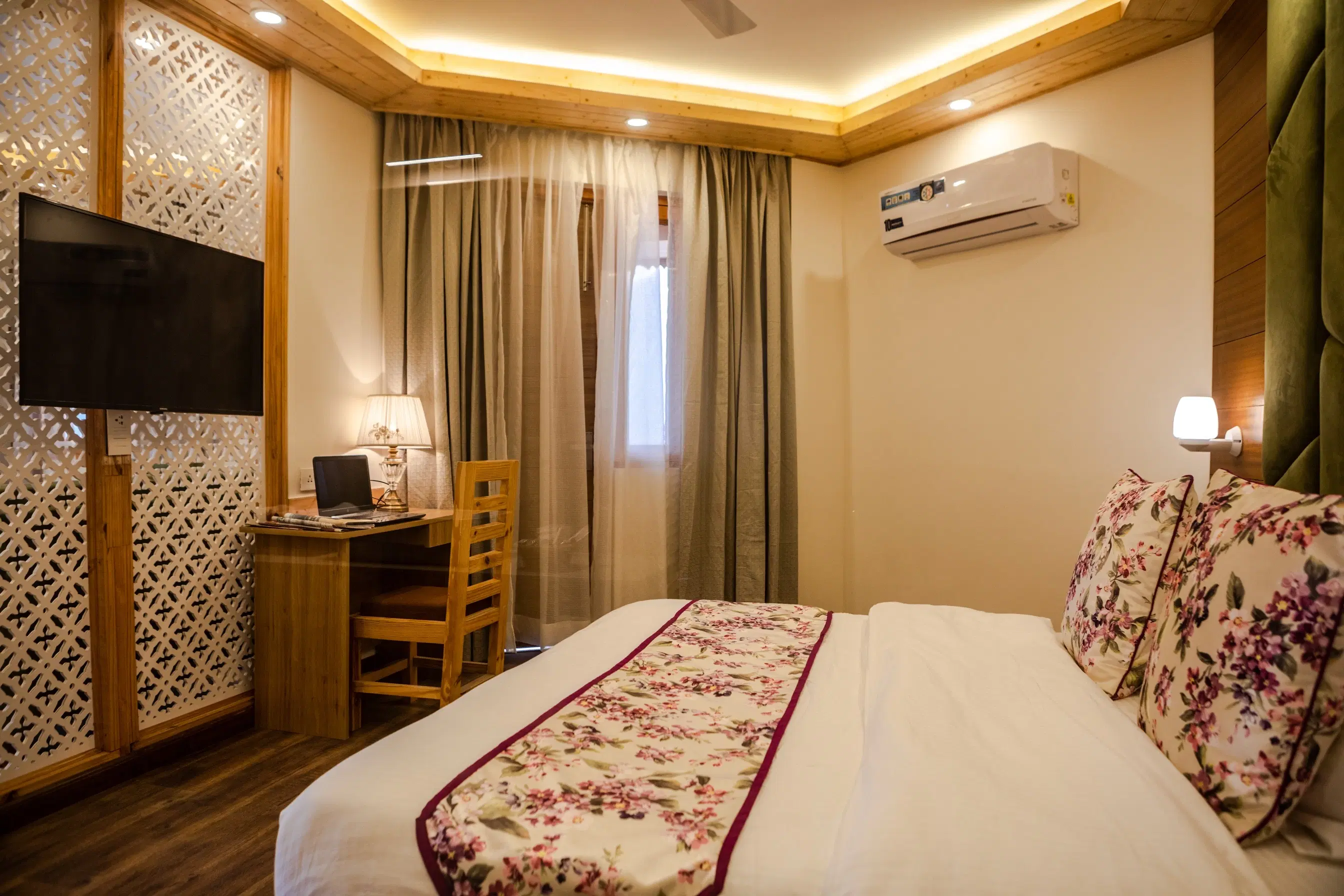 Luxury room