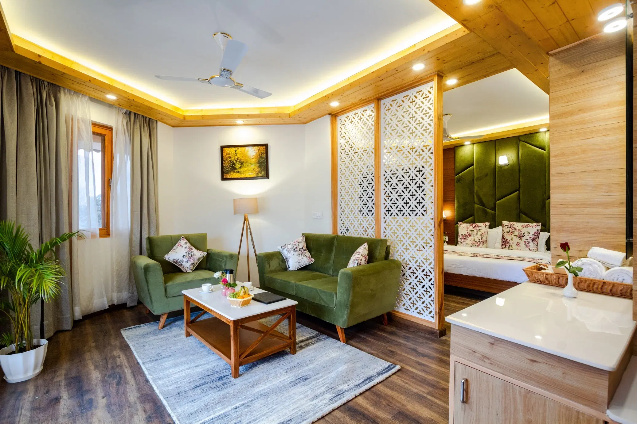 Luxury Suite Room - Image 1
